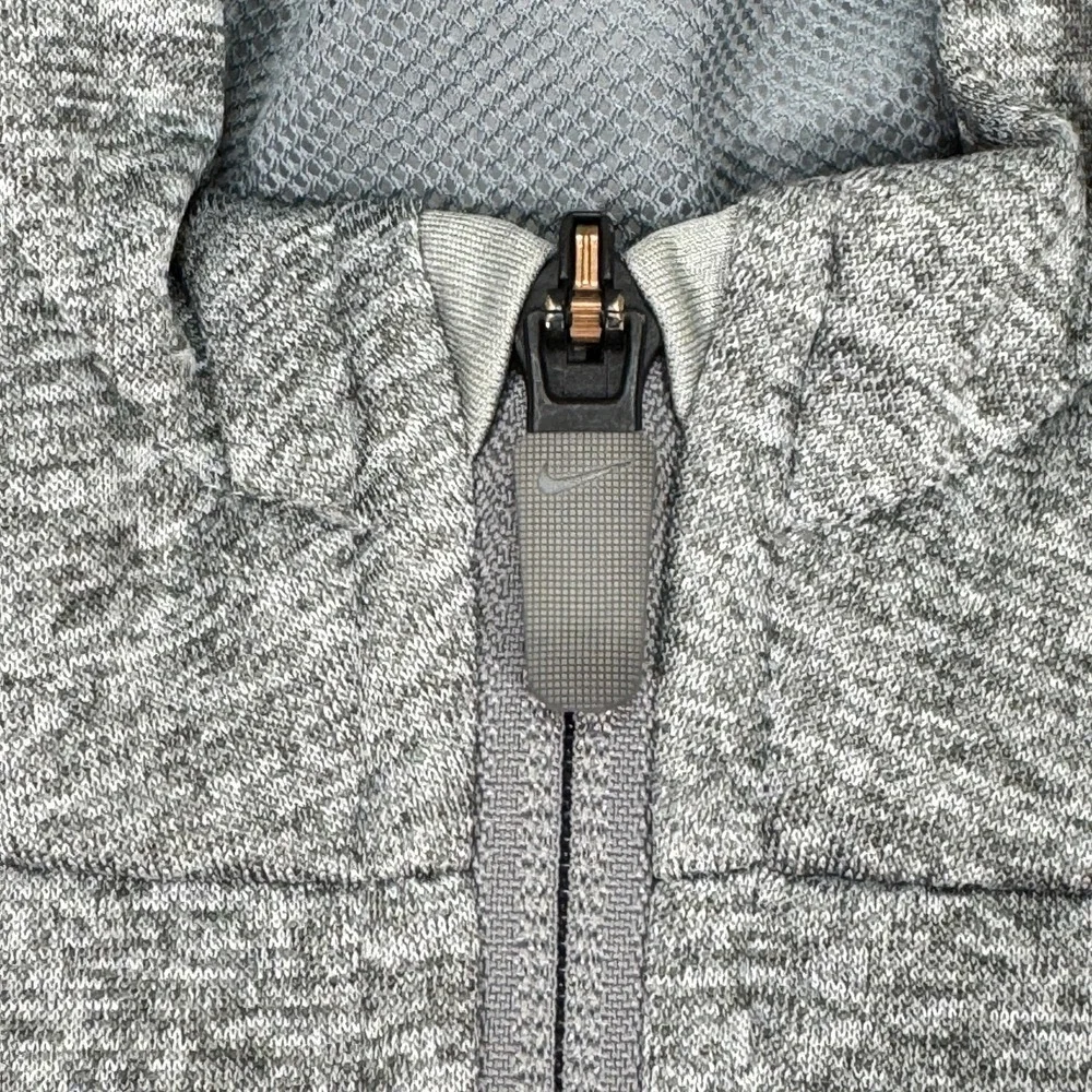 Nike Dri-FIT Mens XL Heather Gray Full Zip Hoodie Sweatshirt Athletic Training